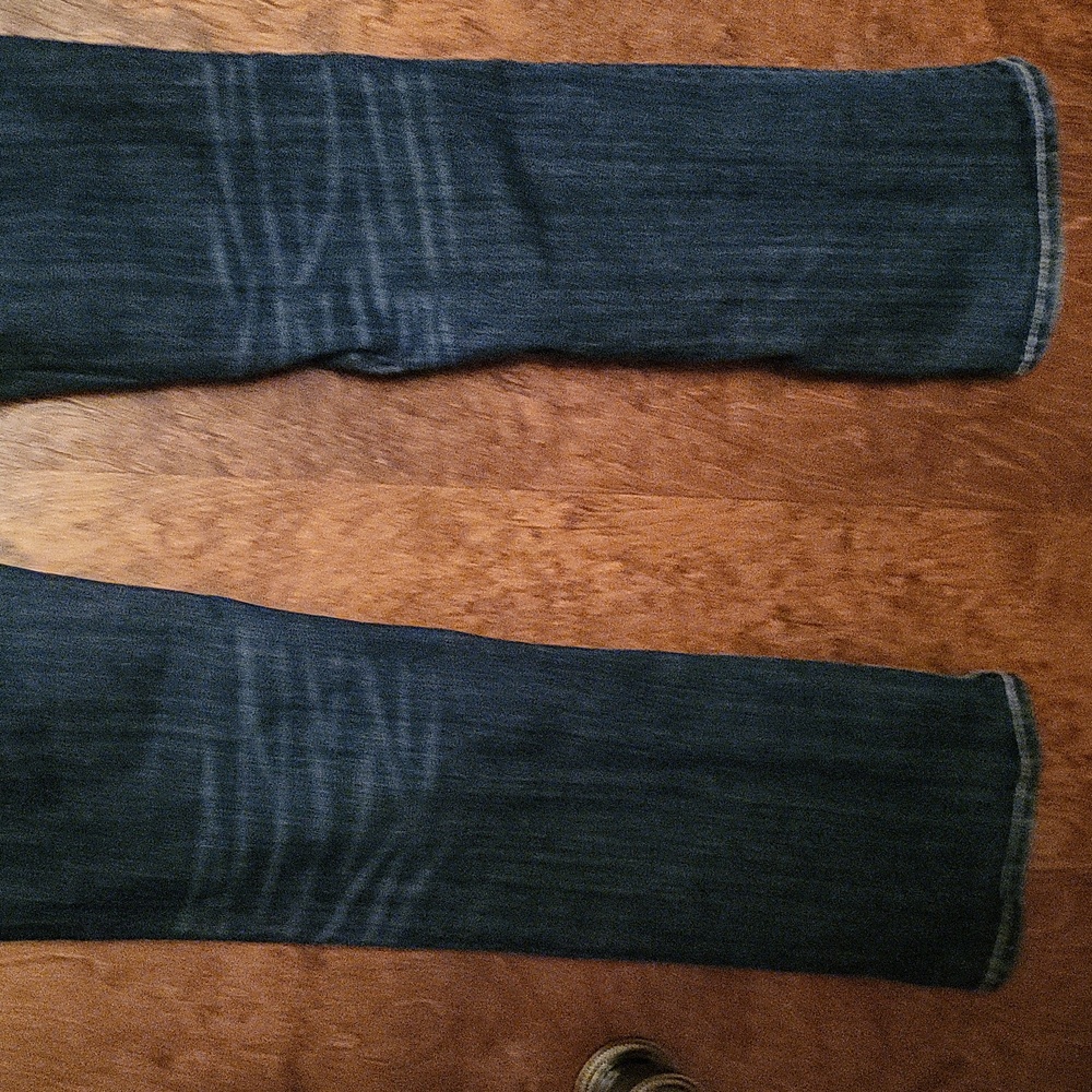 Vigoss Blue Jeans with Embellished Pockets Size 7/9 - Picture 7 of 15